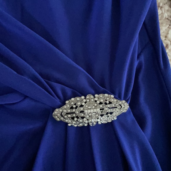 Royal blue formal dress with sparkle pin accent - Picture 2 of 5